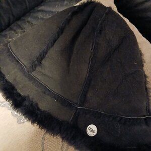 UGG Australia Sheepskin Bucket Hat
